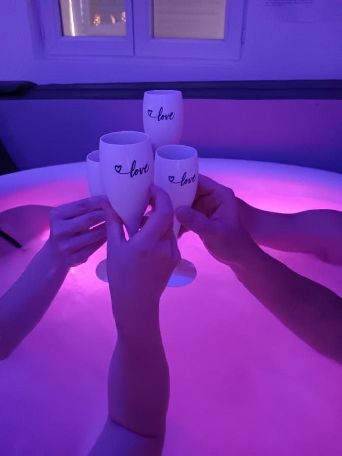 Отель Gite Et Spa Au Secret Du Bonheur Pouilly-sur-Serre Экстерьер фото